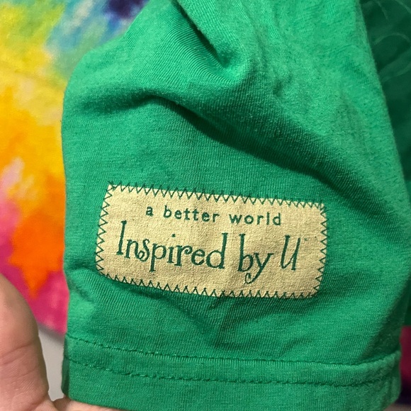 VINTAGE 2000s Panda Graphic tee - Picture 2 of 4